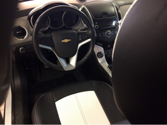 Авточехлы на Chevrolet Cruze