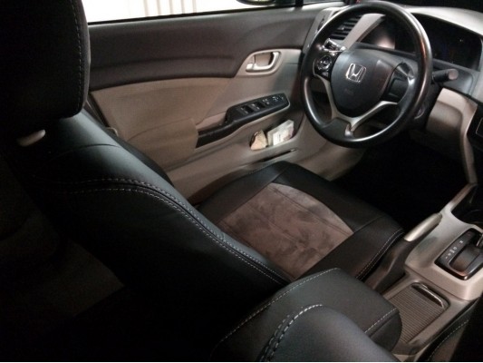 Авточехлы на Honda Civic 9 4D