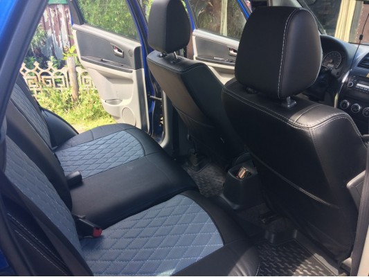 Авточехлы на Suzuki SX4