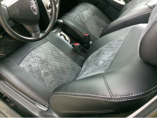 Авточехлы на Toyota Yaris