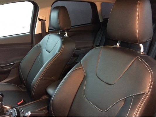 Каркасные авточехлы на Ford Focus 3 рестайлинг