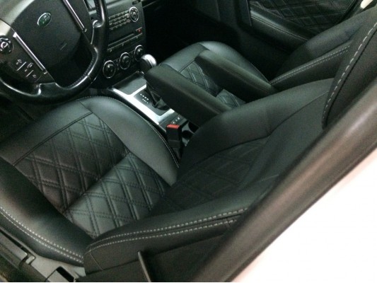 Каркасные авточехлы на Land Rover Freelander 2