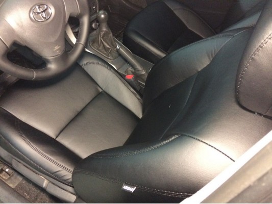 Каркасные авточехлы на Toyota Corolla E140/E150